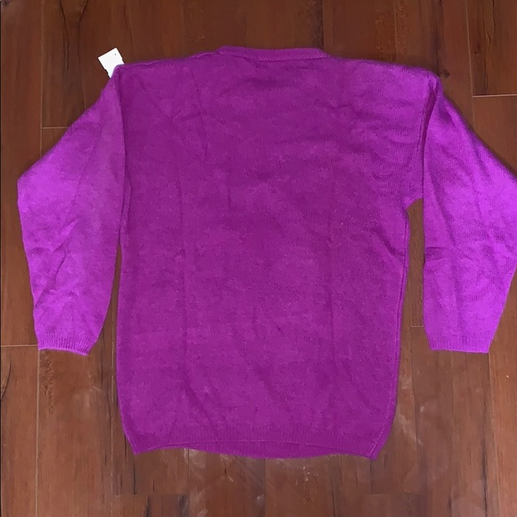 Vintage Embroidered Sweater - Picture 3 of 3